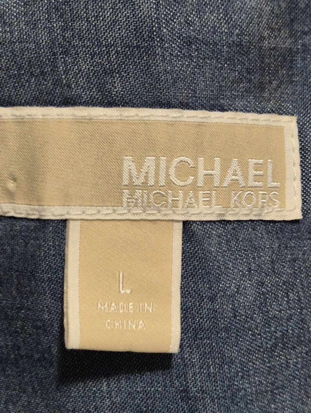 NWT Michael Kors denim blue button-up shirt..SIZE:L - Picture 10 of 14